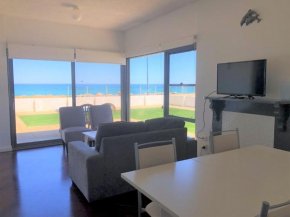 The Somerton Beach Retreat